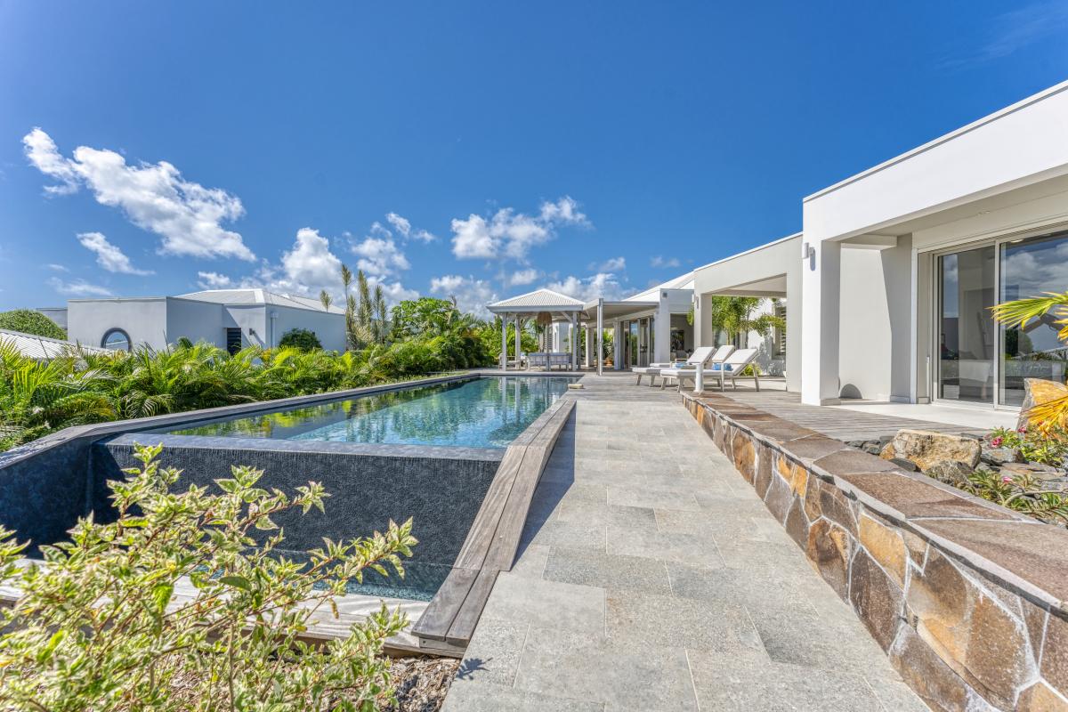 5. Location villa piscine Saint François Guadeloupe_Terrasse Piscine